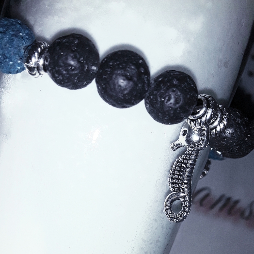 🐟🐠Marine Life🐠🐟 Lapis Lazuli Charm Bracelet